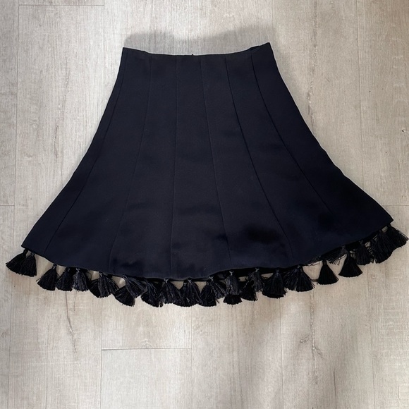 Club Monaco Tassel Skirt- LIKE NEW - Picture 2 of 5